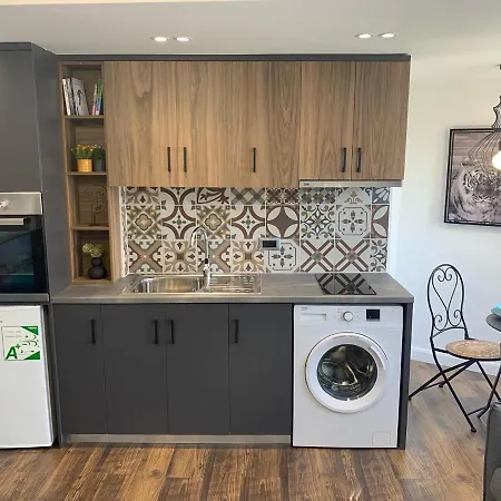 Center Of “savannah” Apartment. Apartment Tirana