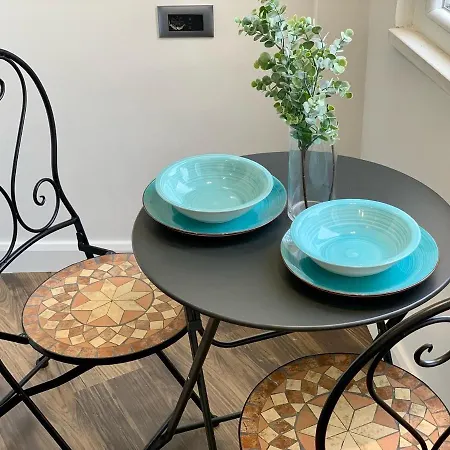 Center Of “savannah” Apartment.