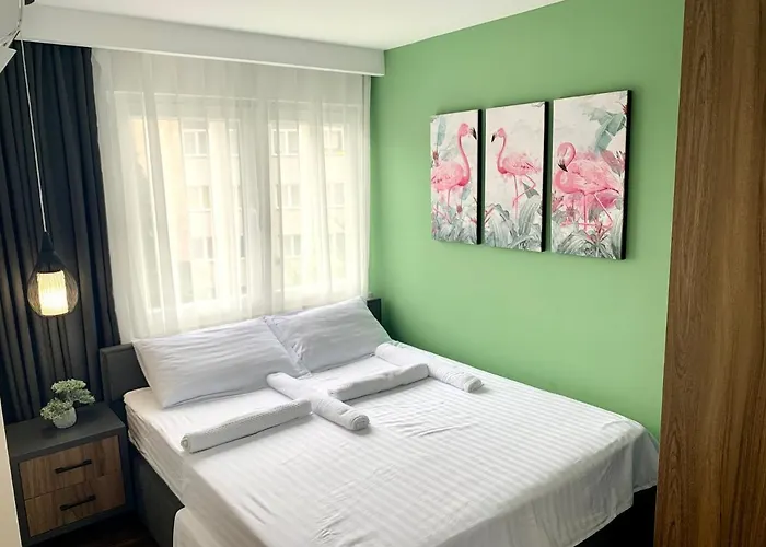 アパート Center Of “savannah” Apartment. ティラナ